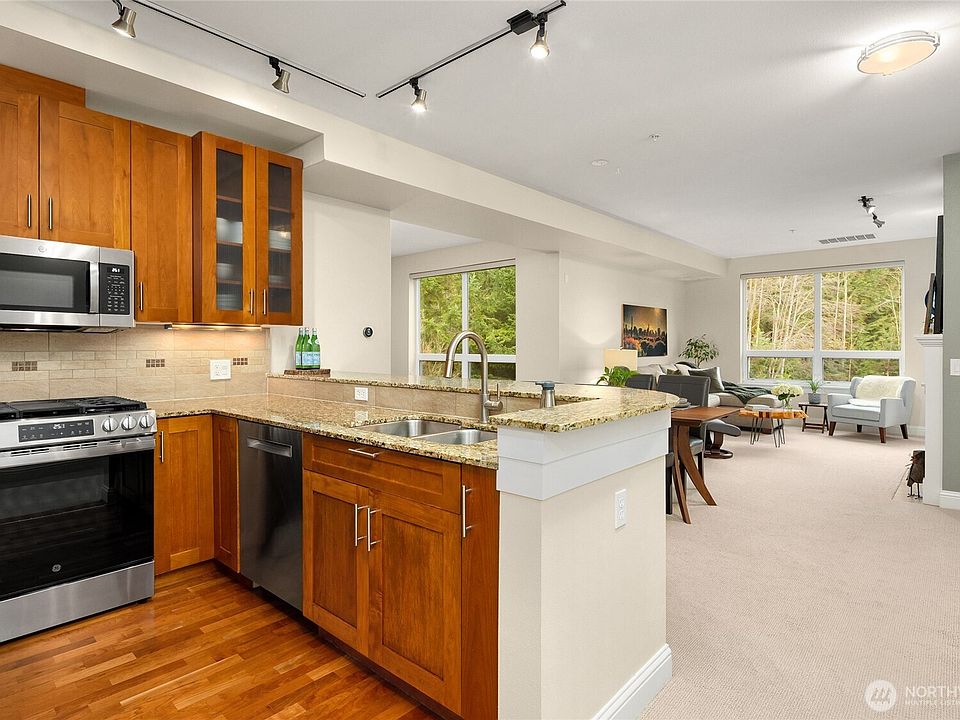 1st image of 18707 SE Newport Way #412