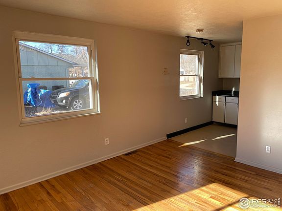 5th image of 3200 E Euclid Ave