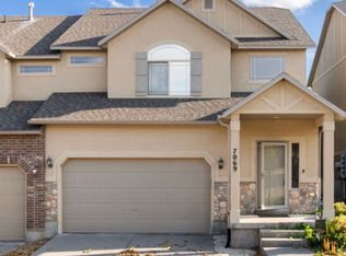 7069 W Cottage Point Dr, West Jordan, UT 84081