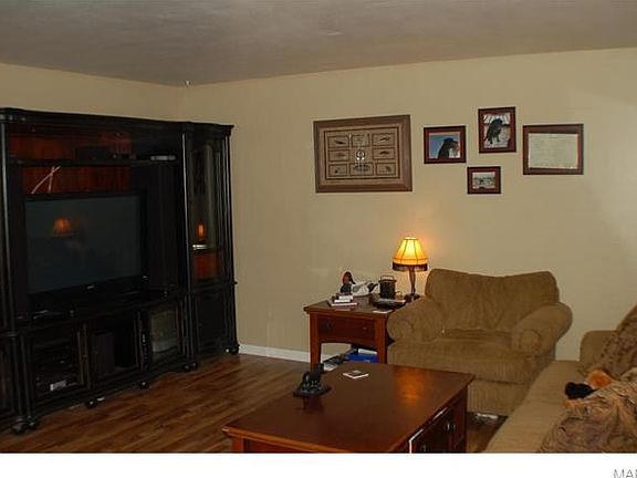 3544 Grandview Living Room 2