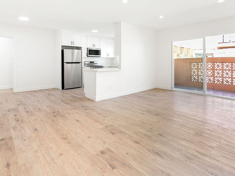 1st image of 4901 August St APT 3