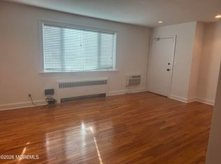283 Spring St APT 5B, Red Bank, NJ 07701