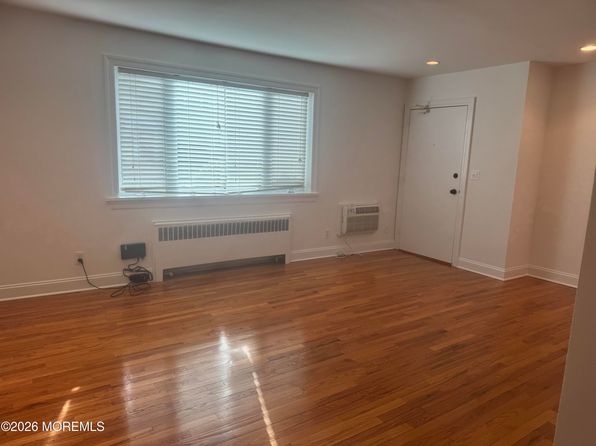 283 Spring St APT 5B