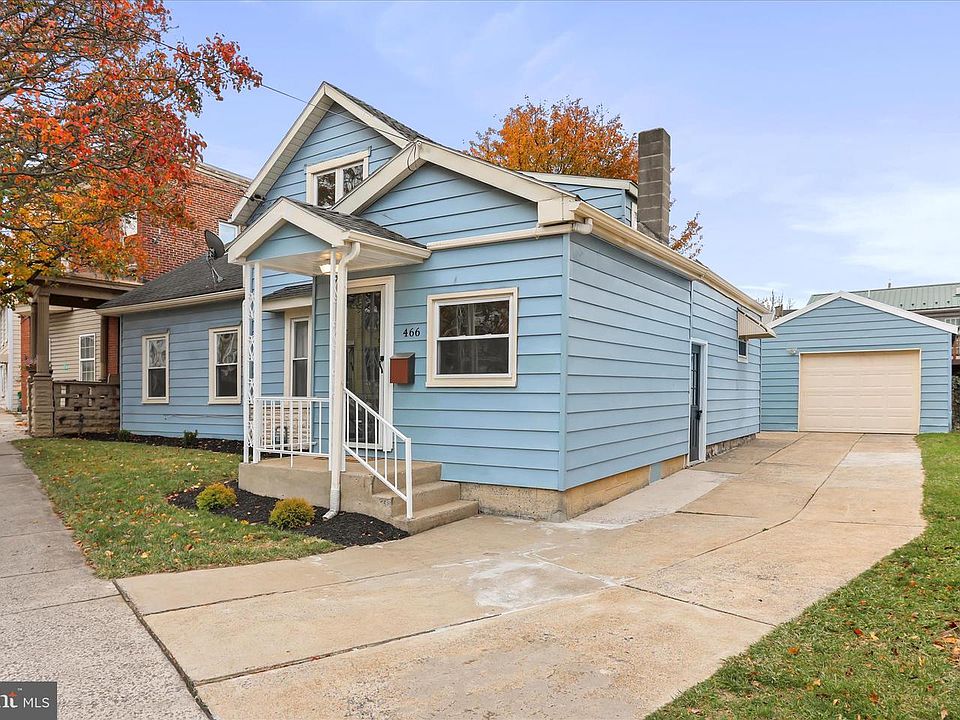 1st image of 466 Lincoln Way E #E