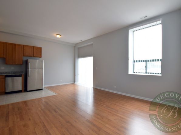 2451 W Howard St APT 209