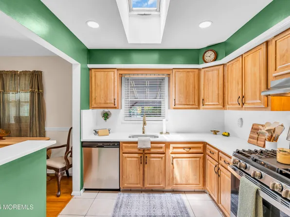 106 Northumberland Drive, Toms River, NJ 08757