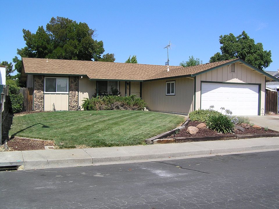 1st image of 526 Scottsdale Dr