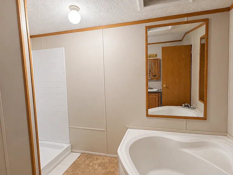 1 E Manor St #1B — Photo 3