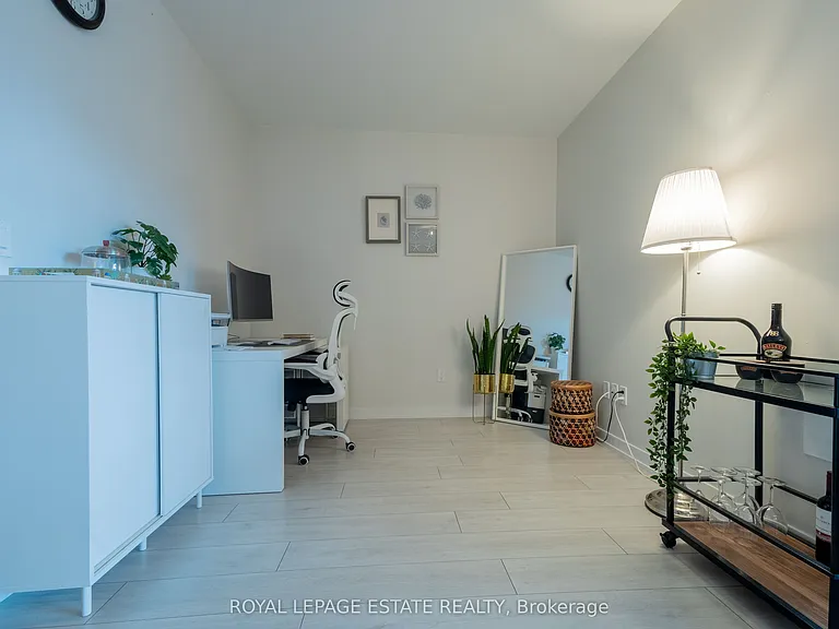 31 Tippett Rd #657 — Photo 9