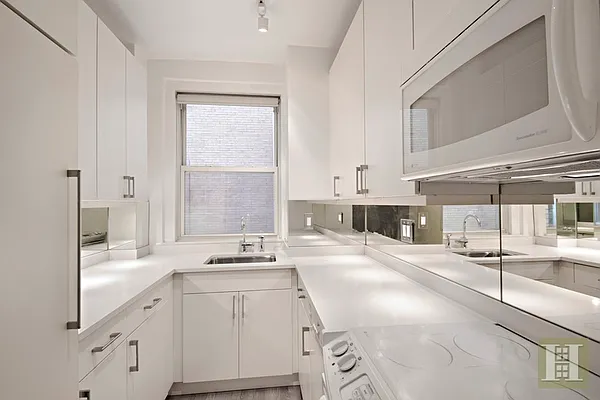 Rented by Halstead Real Estate | media 20