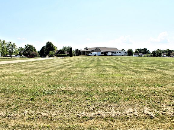 5th image of 15582 Douglas Ave