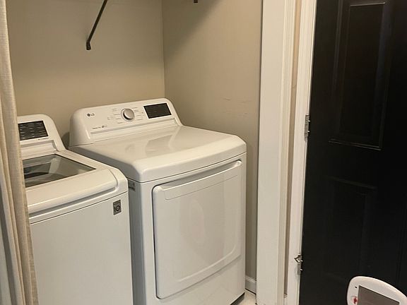 Laundry between Kitchen and garage with pantry