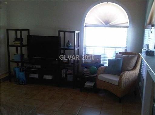 5th image of 8093 Teresita Ave