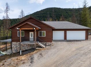 977 Upper Page Rd, Smelterville, ID 83868