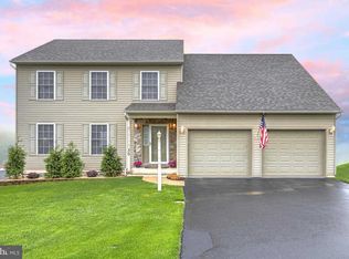30 Bryn Way, Mount Wolf, PA 17347