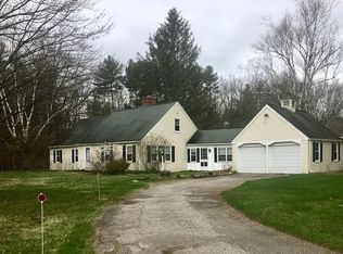 4 Bromley Rd, Huntington, MA 01050