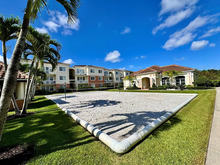 9857 Baywinds Dr #9210 — Photo 38