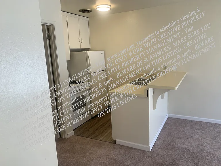 1049 Clementina Ave #D — Photo 5