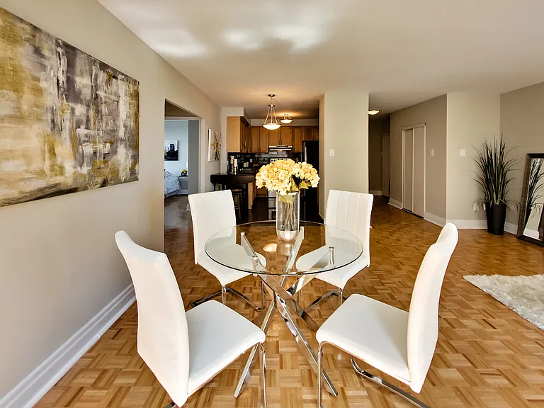 680 Roselawn Ave — Photo 68