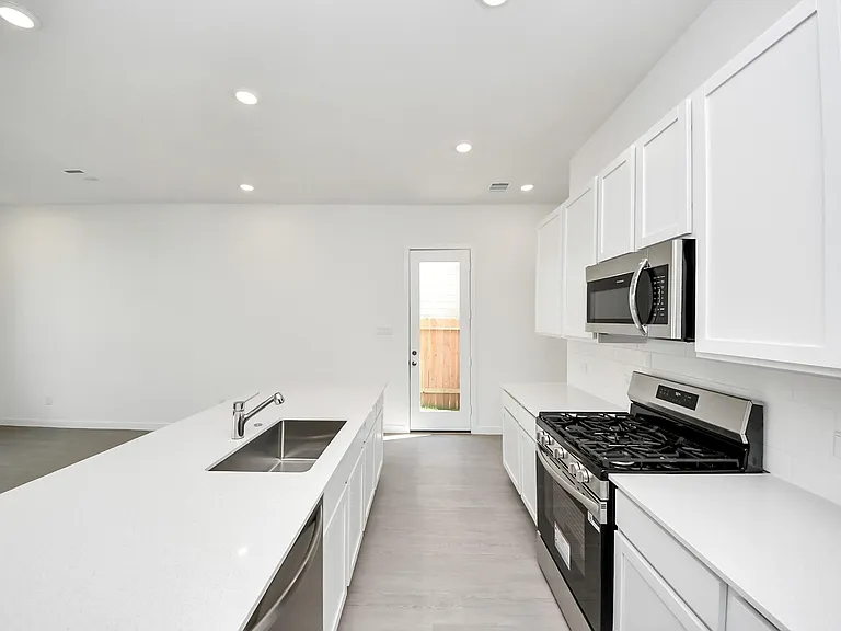 2205 Via Cami Ln — Photo 9