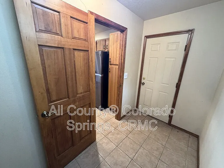 380 Ponderosa Ln — Photo 9