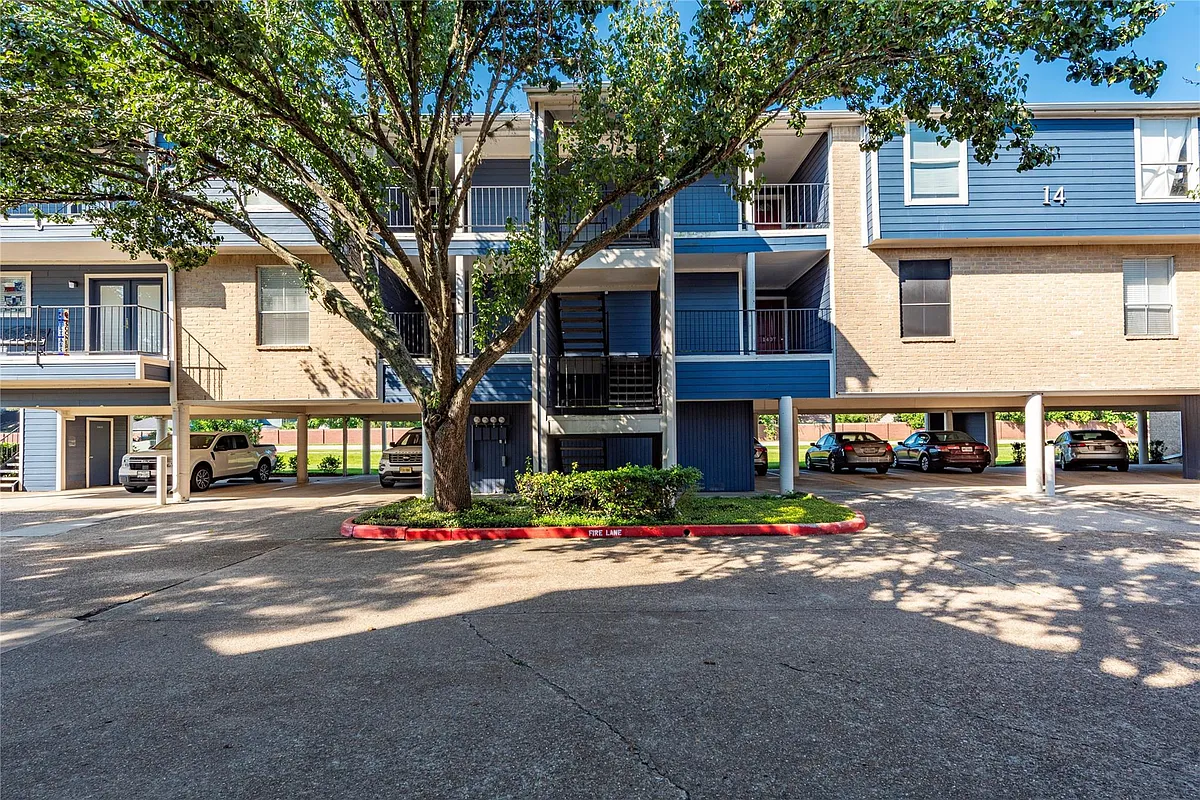 Building Photo - 18519 Egret Bay Blvd #1407