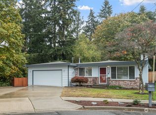 2746 NE 24th St, Renton, WA 98056