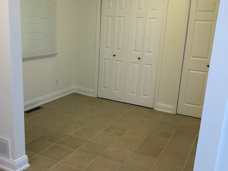 46 N 15th St #8 — Photo 6