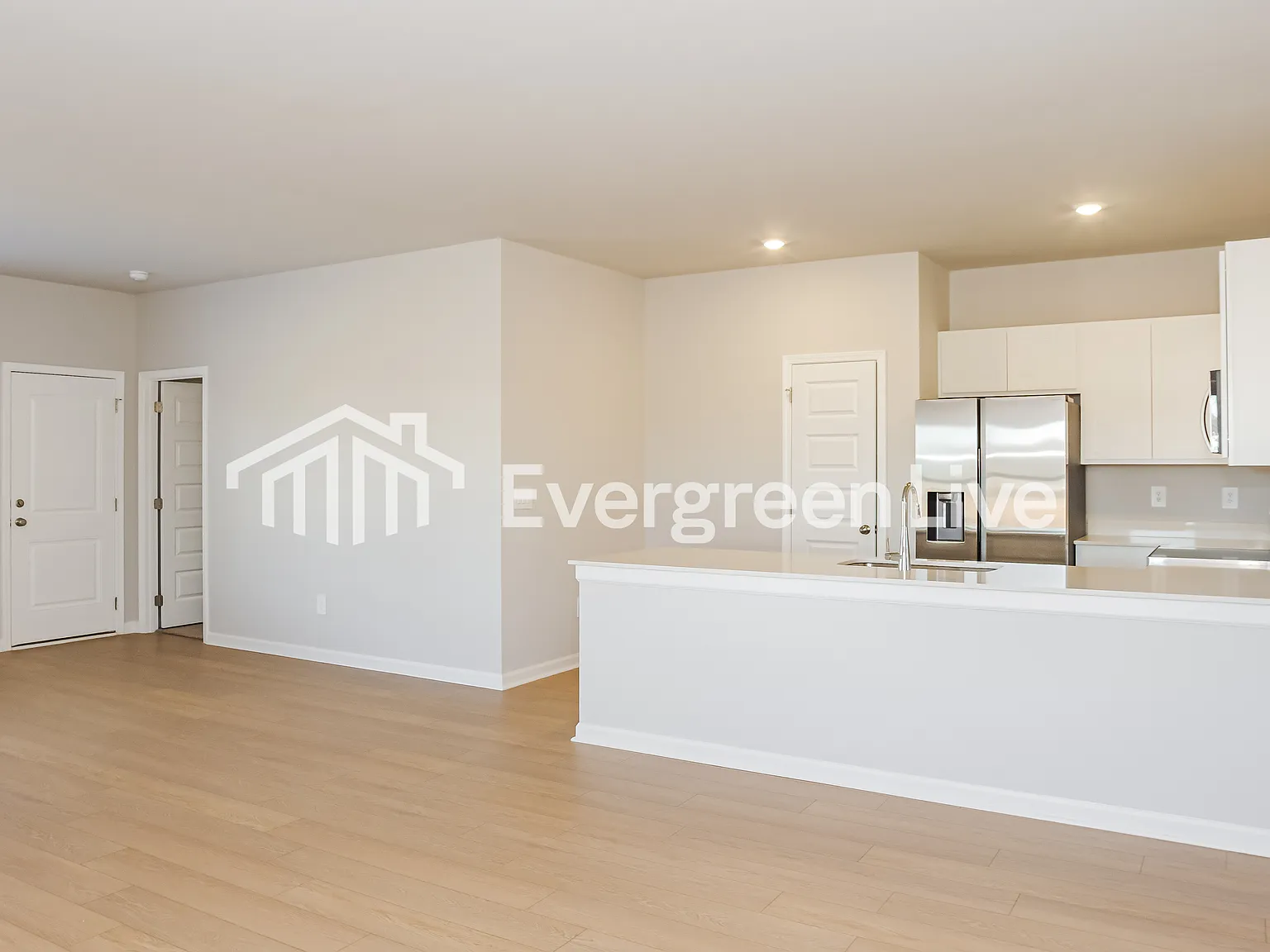 4 bed, 2.0 bath, 1666 sqft, $1,545 — Photo 4