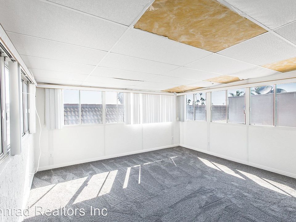 1st image of 206 S Calle Seville APT B
