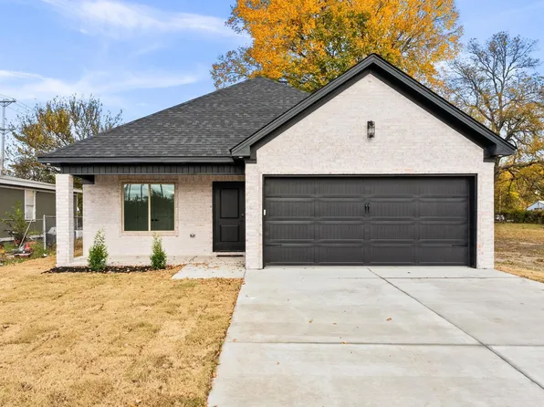 1705 E 2nd St, North Little Rock, AR 72114