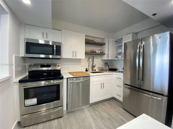 20515 E Country Club Dr APT 549