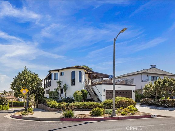 2nd image of 7836 W 81st St