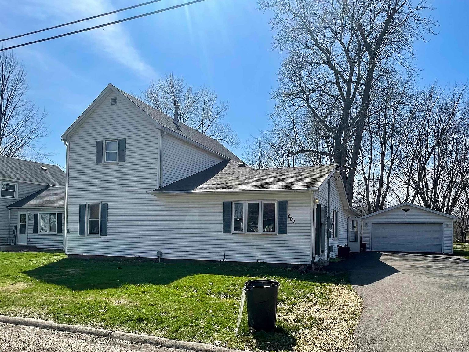 602 Grand Ave, Saint David, IL 61563 Zillow