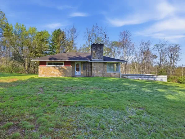 17485 State Highway 8, Centerville, PA 16404