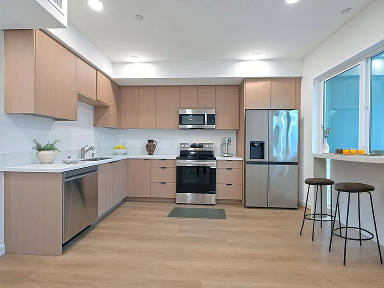 Sylvan House — Photo 24