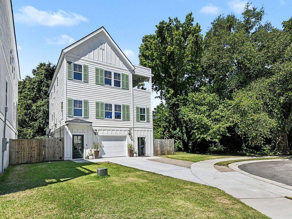 1st image of 1009 Carmela Ct