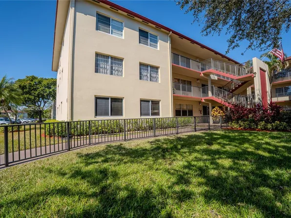 251 SW 134th Way APT 302M, Pembroke Pines, FL 33027