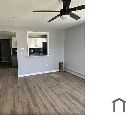 2 bed, 1000 sqft, $1,500 — Photo 2