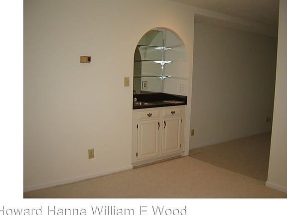 4th image of 255 College Cross APT 64