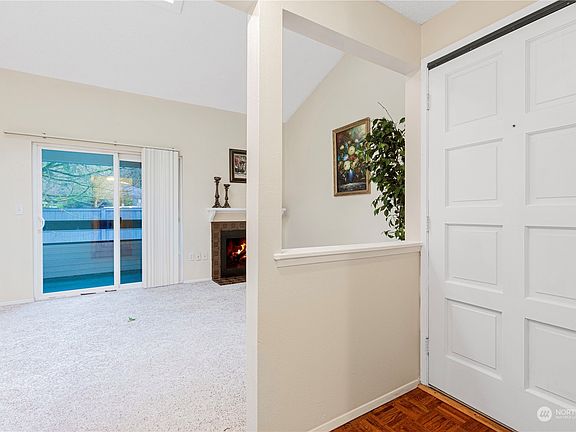 5th image of 9927 NE 124th Street #202