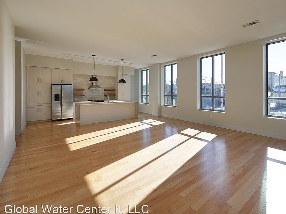 2nd image of 326 W Florida St #209