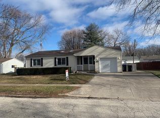 1010 McGregor St, Bloomington, IL 61701