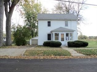 429 Waterloo St, Columbus, WI 53925