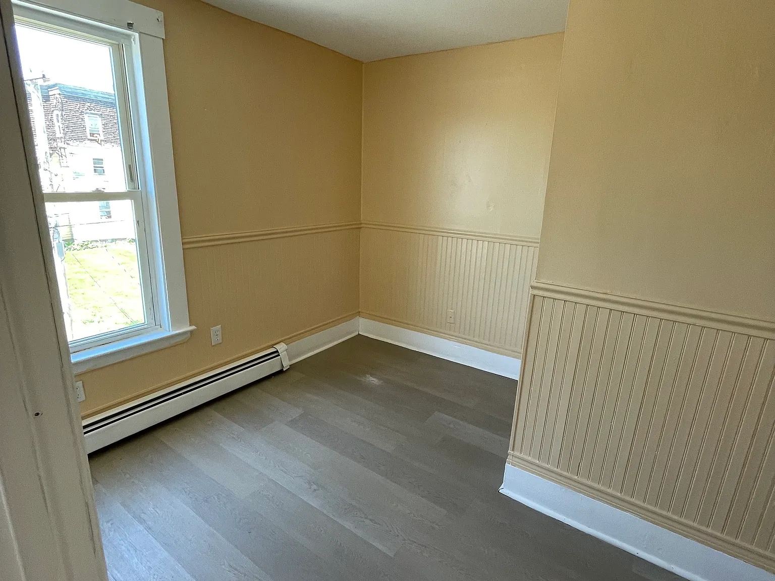 4 bed, 1900 sqft, $2,000 — Photo 3