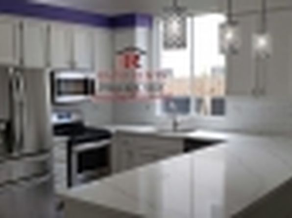 8947 Giant Panda Dr