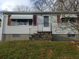 115 Old Bulgarmarsh Rd, Tiverton, RI 02878