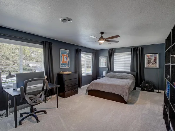 1902 E 18th St, Georgetown, TX 78626