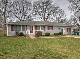 3425 N University Ave, Decatur, IL 62526