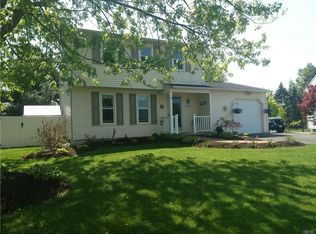 8601 Tartan Dr N, Cicero, NY 13039